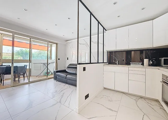 2 Pieces 35 M2 + 1 Veranda *